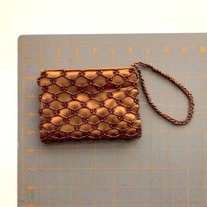 Beaded zippered wristlet